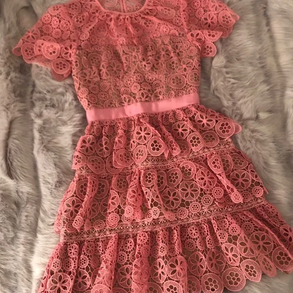 Self Portrait tiered lace mini dress sz 0 - Dresses